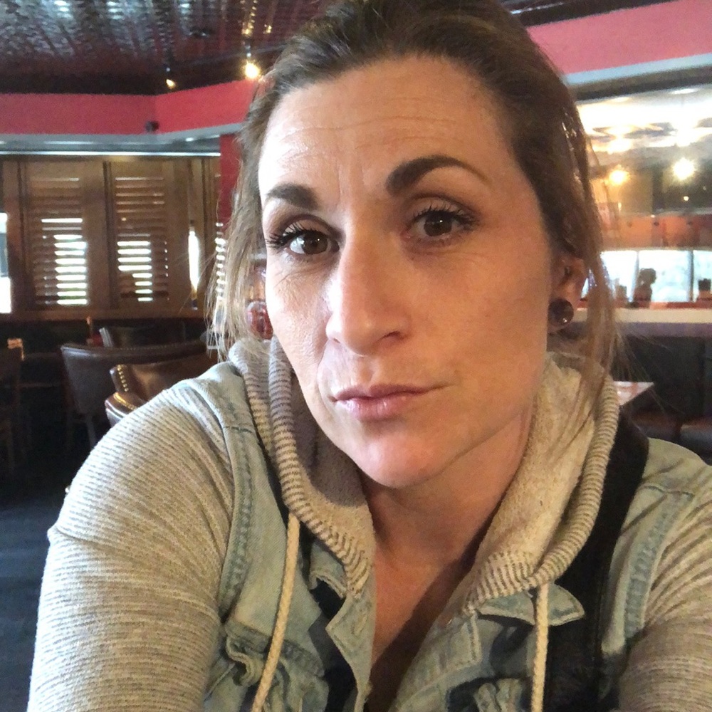 Meet your Posher, Janis